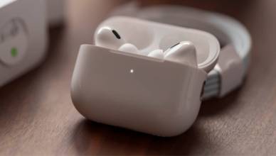 Як відповісти на дзвінок у навушниках Airpods Pro 2 та інші підказки, як користуватися гарнітурою Apple