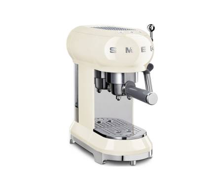 Smeg ECF01CREU