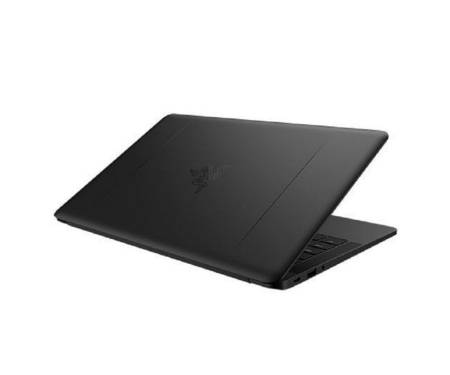 Razer Blade 15 (RZ09-02705G76-R3G1)