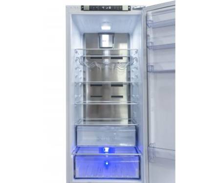 Холодильник BEKO BCNA306E3S