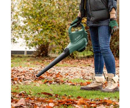 Bosch Universal Garden Tidy (воздуходув)