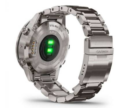 Смарт-часы Garmin MARQ Aviator Modern Tool Watch (010-02006-04)