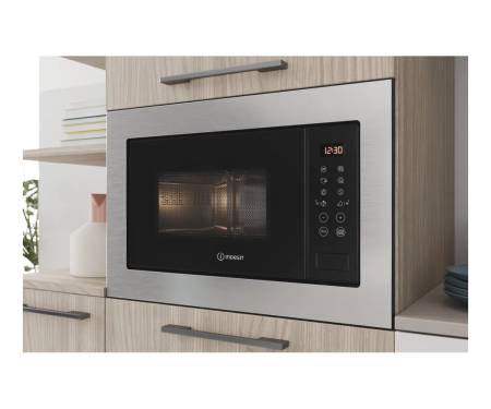 Мікрохвильова піч Indesit MWI120GX