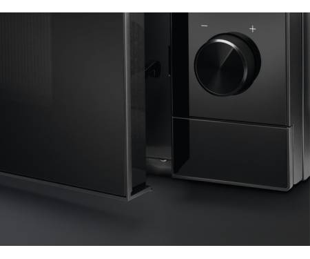 Electrolux Мікрохвильова піч 29л, електрон. керування, 900Вт, гриль, дисплей, інвертор, чорний
