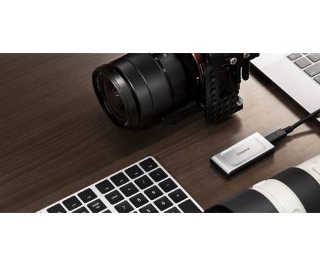 Kingston Портативный SSD USB 3.2 Gen 2x2 Type-C XS2000 2TB