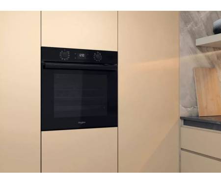 Whirlpool Духовой шкаф электрический, 71л, A+, дисплей, конвекция, телескопические направляющие, черный