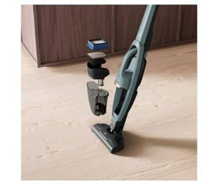 Вертикальный+ручной пылесос (2в1) Electrolux WQ61-40OG