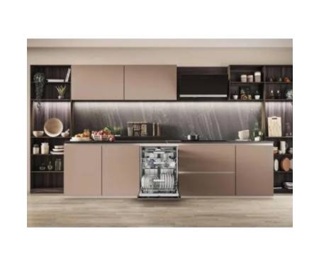 Посудомийна машина Hotpoint-Ariston HM742L