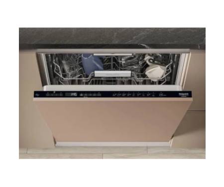 Посудомийна машина Hotpoint-Ariston HM742L