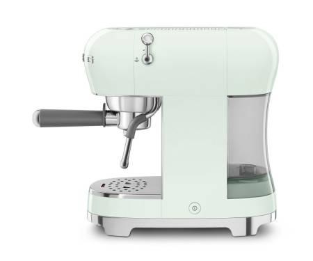 Рожковая кофеварка эспрессо Smeg ECF02PGEU