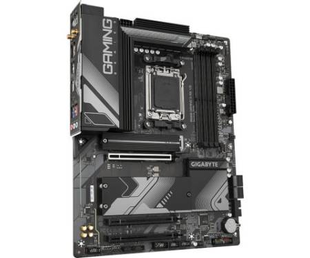 Материнська плата GIGABYTE B650 GAMING X AX V2