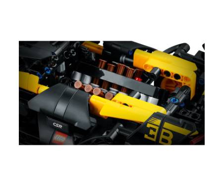 Конструктор LEGO Technic Bugatti Bolide 905 деталей (42151)