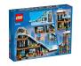 Конструктор LEGO City Гірськолижний і скелелазний центр 1045 деталей (60366)
