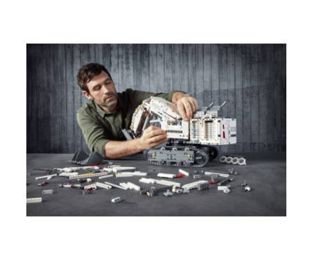 Конструктор LEGO Technic Ескаватор Liebherr R 9800 (42100)
