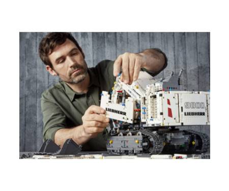 Конструктор LEGO Technic Ескаватор Liebherr R 9800 (42100)