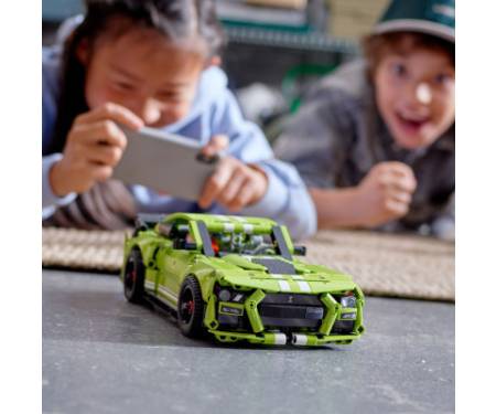 Конструктор LEGO Technic Ford Mustang Shelby GT500 544 деталі (42138)