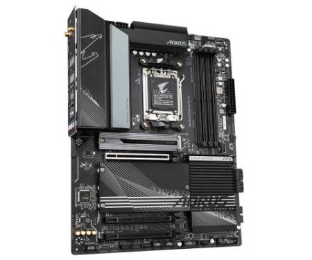 Материнська плата GIGABYTE X670 AORUS ELITE AX