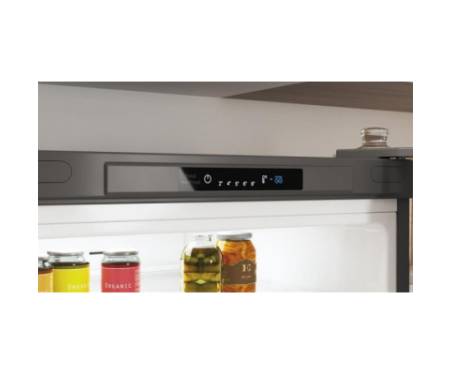 Холодильник Indesit INFC8TI21X0