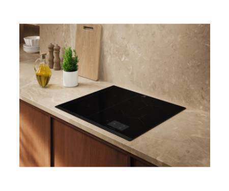 Варочна поверхня Electrolux EIS67483