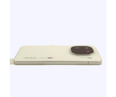 Vivo IQOO 12  12GB/256GB White (BMW M branding) (V2307A) (CN) 95331 A+ (Як новий)