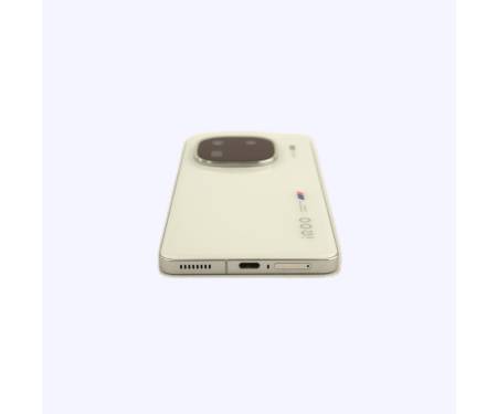 Vivo IQOO 12  12GB/256GB White (BMW M branding) (V2307A) (CN) 95331 A+ (Як новий)