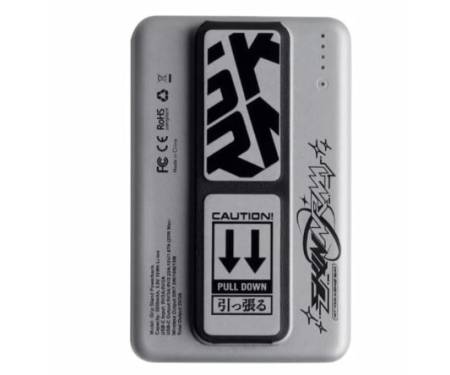 Внешний аккумулятор (повербанк) Skinarma Kira Kobai with Smart Grip-Stand 5000mAh 20W USB-C PD Chrome (SKPB5KKIRASIL) 1