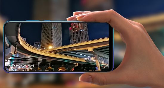 Honor Play 3