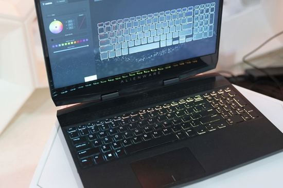 Alienware m15