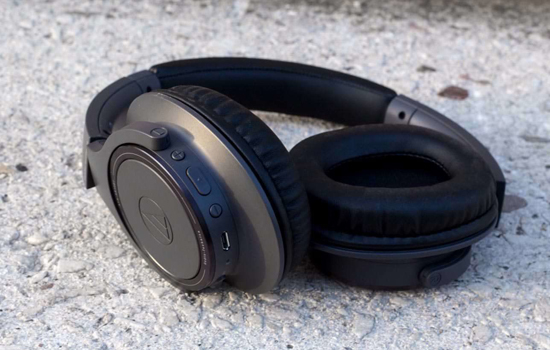 Audio-Technica ATH-SR30BT Black