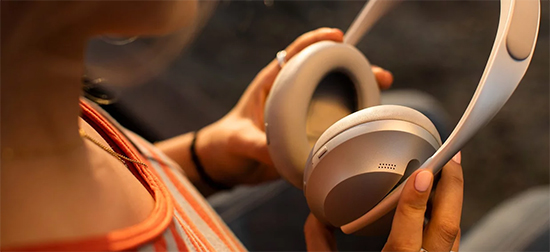 Bose Noise Cancelling Headphones 700