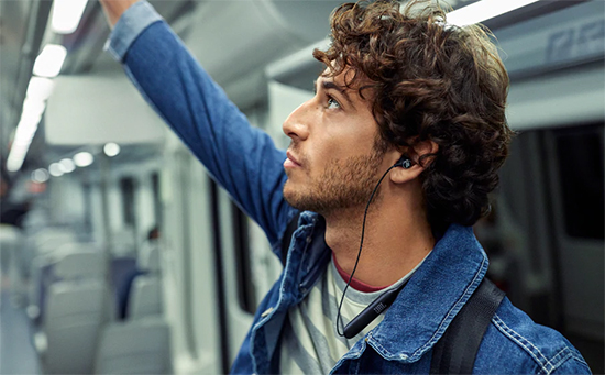JBL Live 220 BT