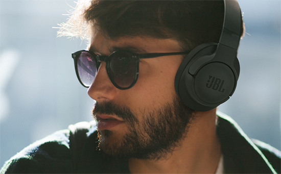 JBL Tune 700BT