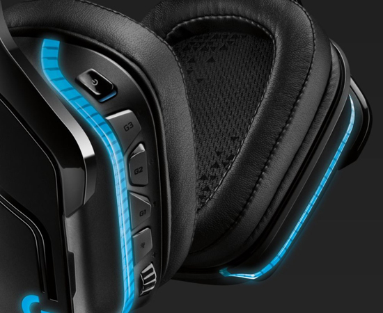 Logitech G935