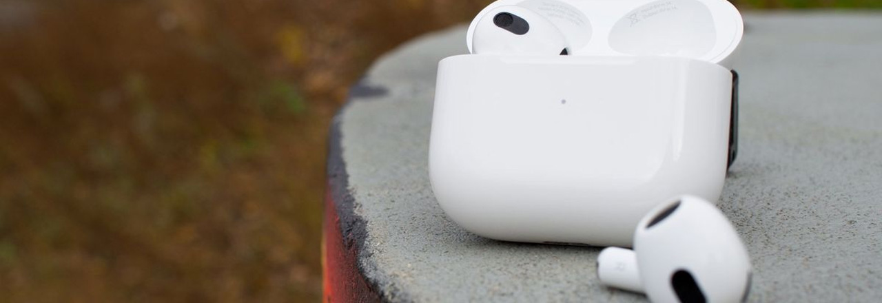 Автономность Marshall Minor IV и AirPods 3 – кто дольше продержится? Автономность Marshall Minor IV и AirPods 3 – кто дольше продержится?