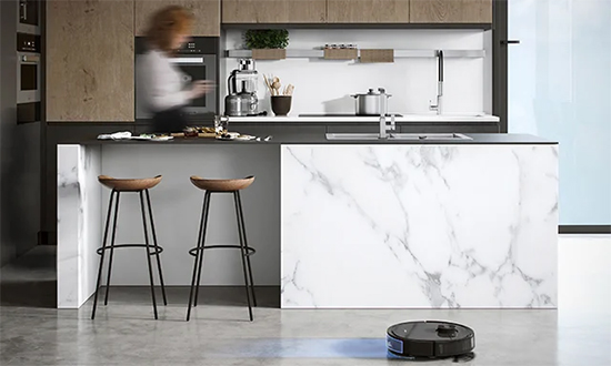 Ecovacs Deebot OZMO T8 AIVI
