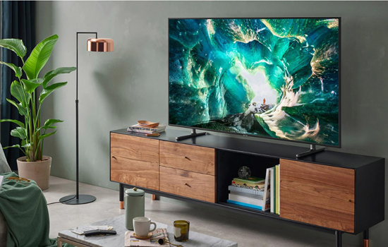 Телевизор Samsung UE82RU8000